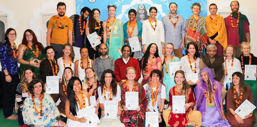 Formación de Profesores de Yoga en India en Español